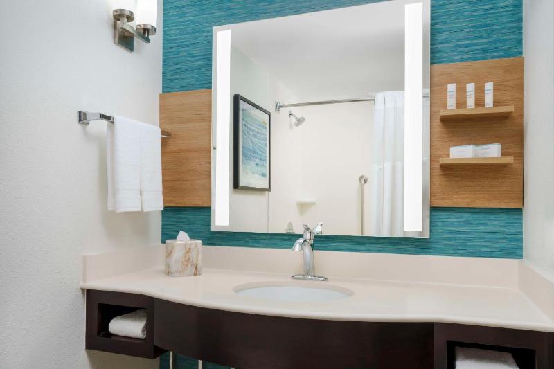 King Room image 2