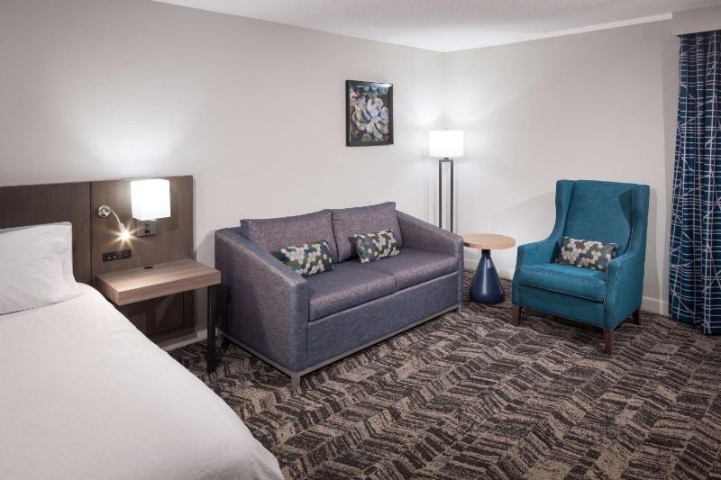 Hilton Garden Inn Savannah Airport - image 12