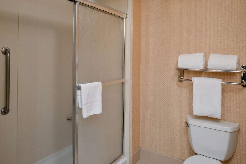 Queen Suite image 1