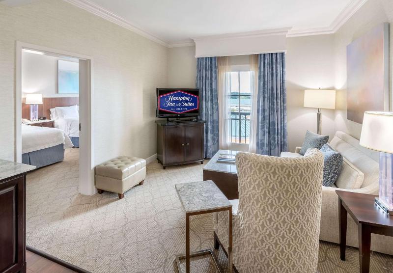 Queen Suite with Two Queen Beds and Sofa Bed image 2