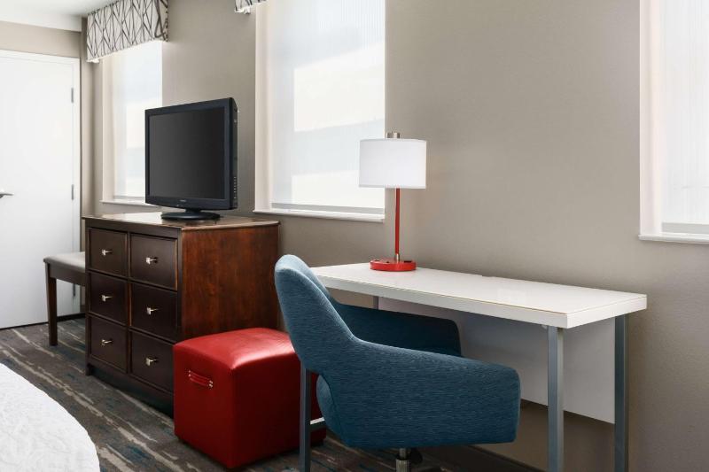Hampton Inn Washington DC/White House - image 12