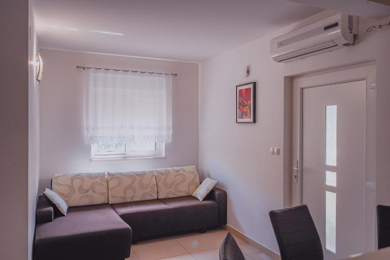 Holiday house with a parking space Orebic Peljesac - 9482 - image 2