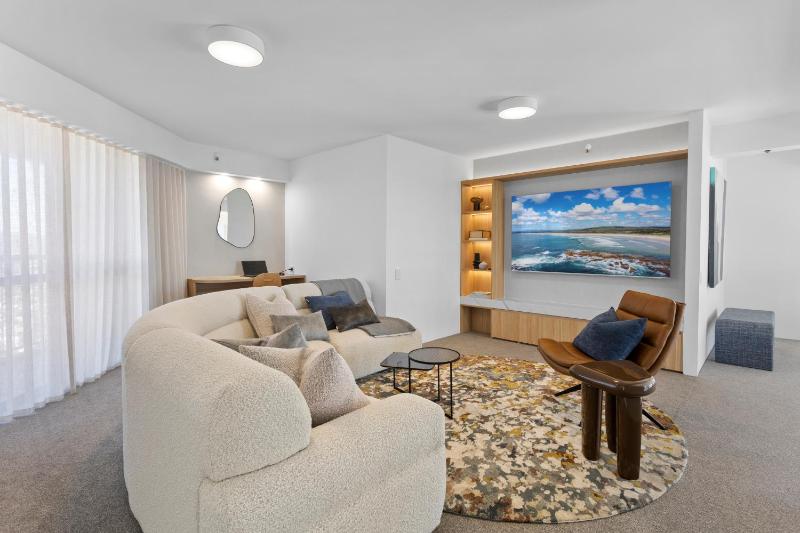 Burleigh Esplanade Apartments - image 12