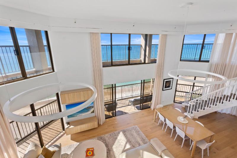 Burleigh Esplanade Apartments - image 5