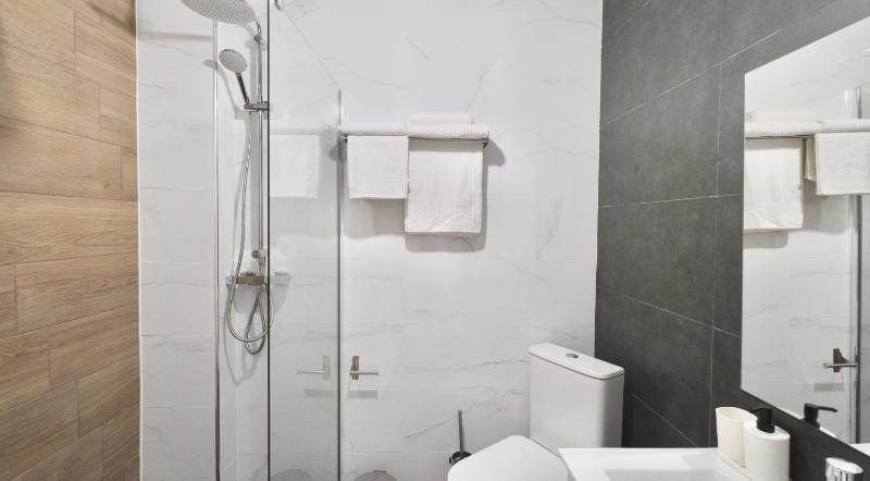Hostal Lavela - image 9