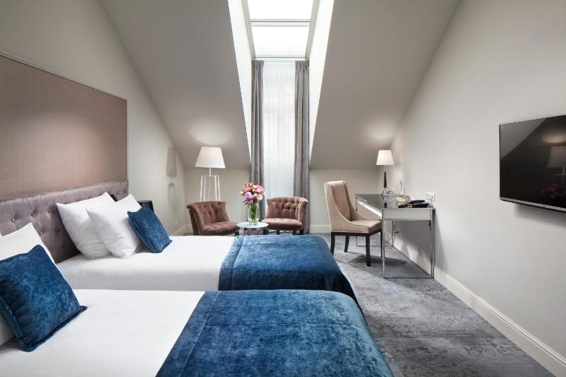 Deluxe Room with Two Single Beds, Non-Smoking image 3