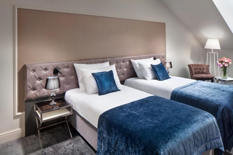 Deluxe Room with Two Single Beds, Non-Smoking image 2