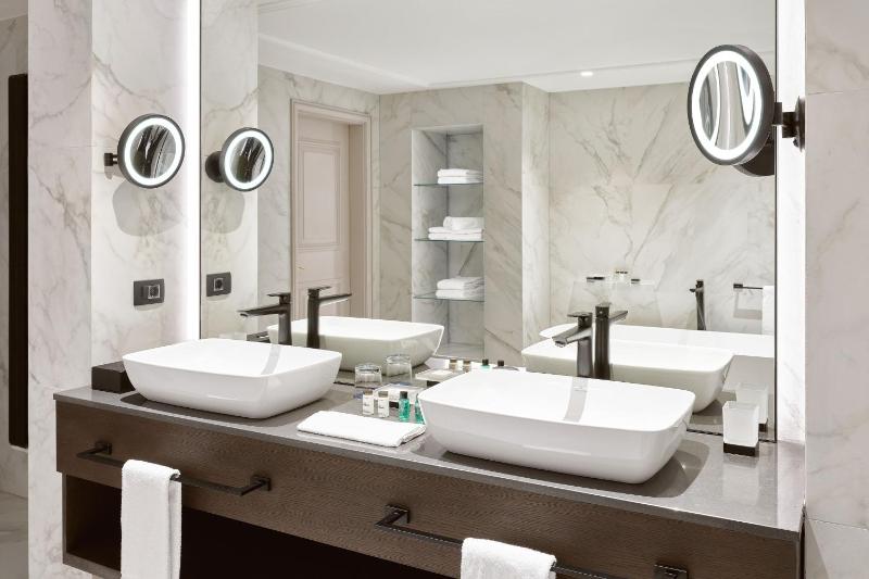 Presidential Suite, 1 Bedroom Presidential Suite, 1 King image 4