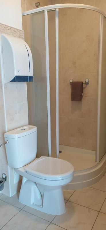 Deluxe Triple Room image 3