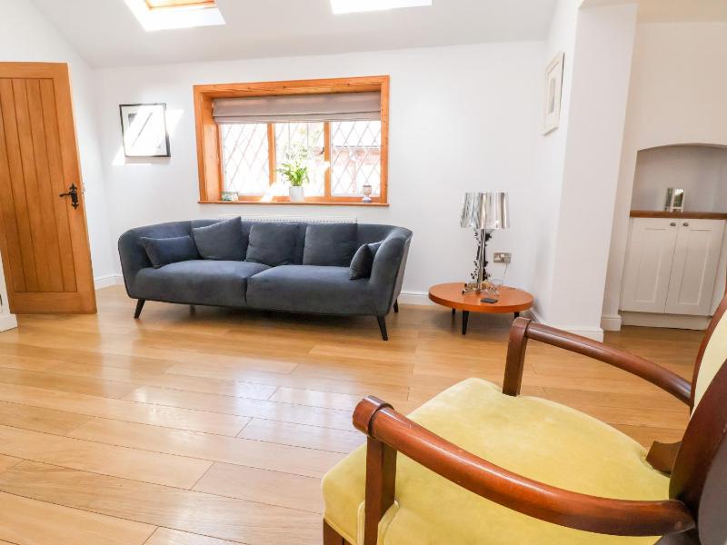 Jasmine Cottage - image 18