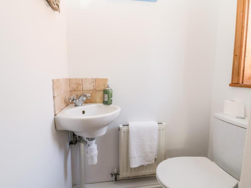 Jasmine Cottage - image 6