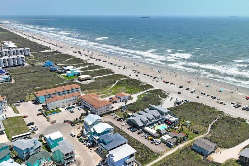 Beachin' Good Time - image 42