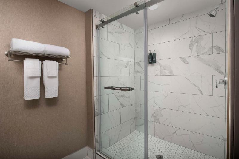 King Suite image 3