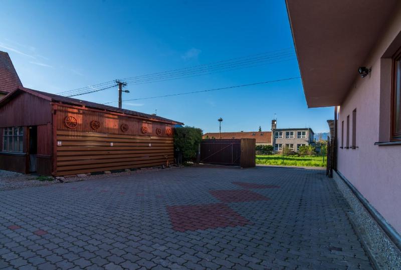 Apartmany Veverica - image 10