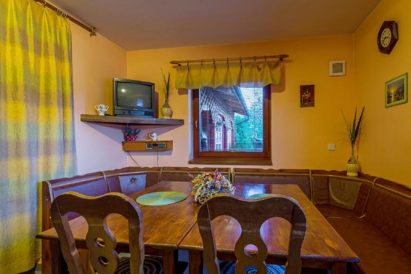 Apartmany Veverica - image 38