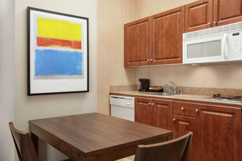 One-Bedroom Suite - Non-Smoking image 3