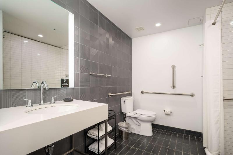 Queen Studio with Roll-In Shower - Mobility Accessible image 3