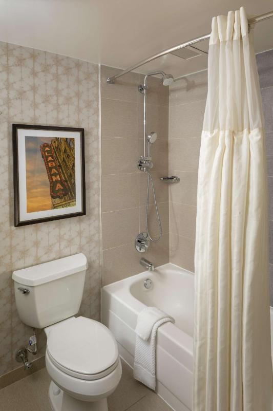 King Room image 2