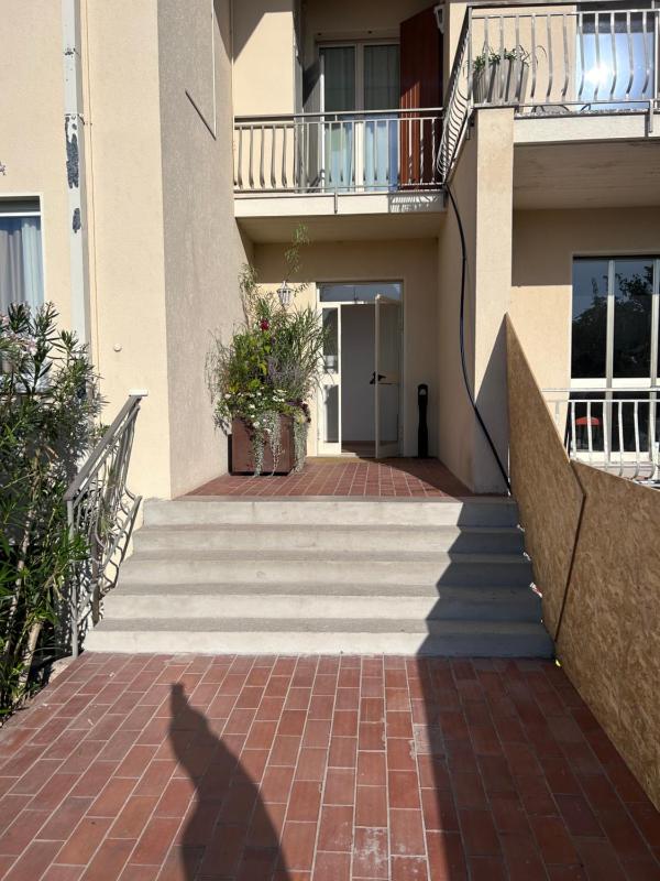 Superior Double Room image 4