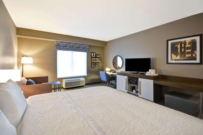 King Room - Hearing Access/Non-Smoking image 2