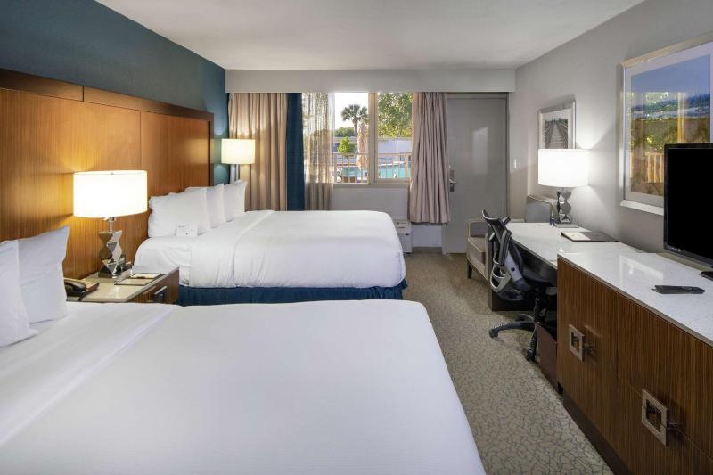 Queen Room with Two Queen Beds with Balcony or Patio image 3