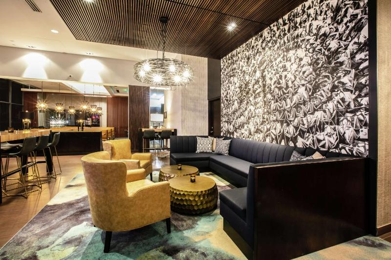 Hilton Garden Inn Seattle Downtown - image 7