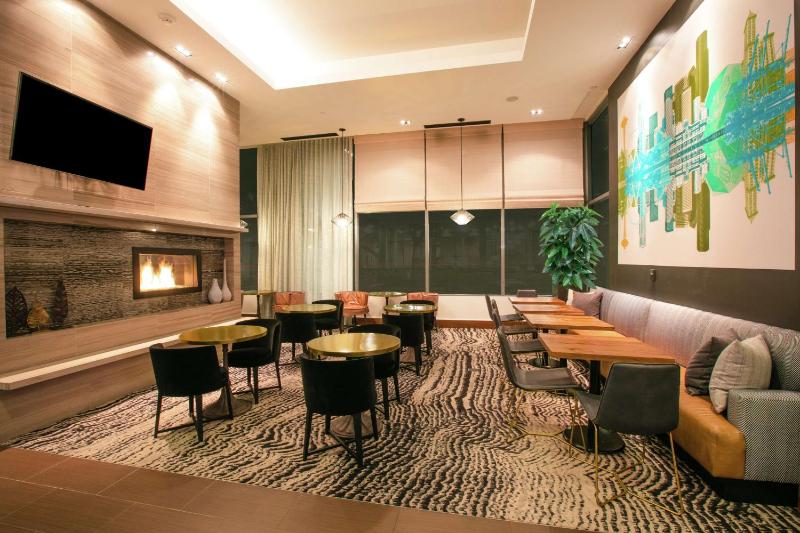 Hilton Garden Inn Seattle Downtown - image 9