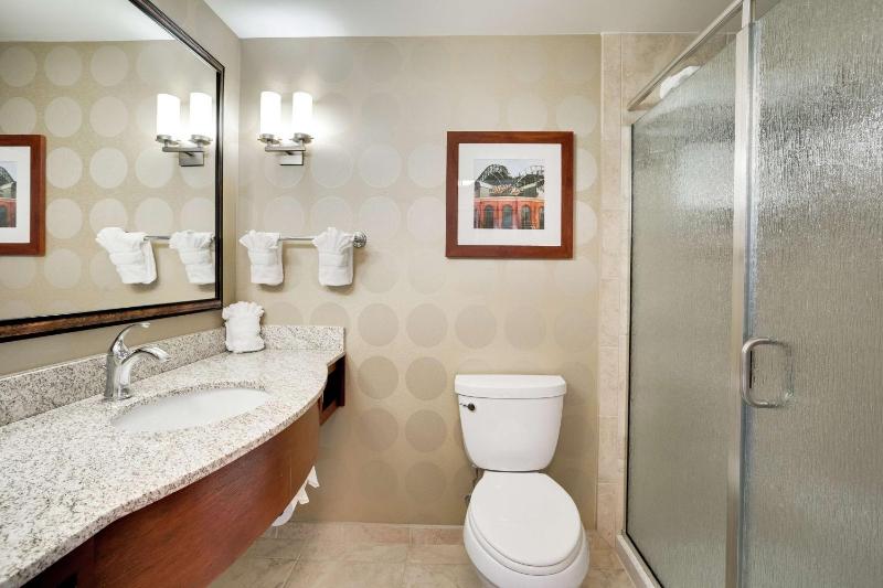 King Room image 3