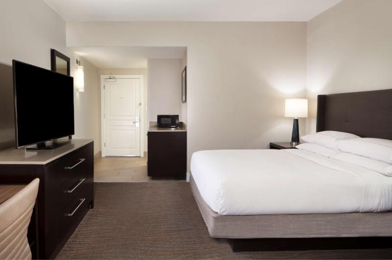 King Room image 4