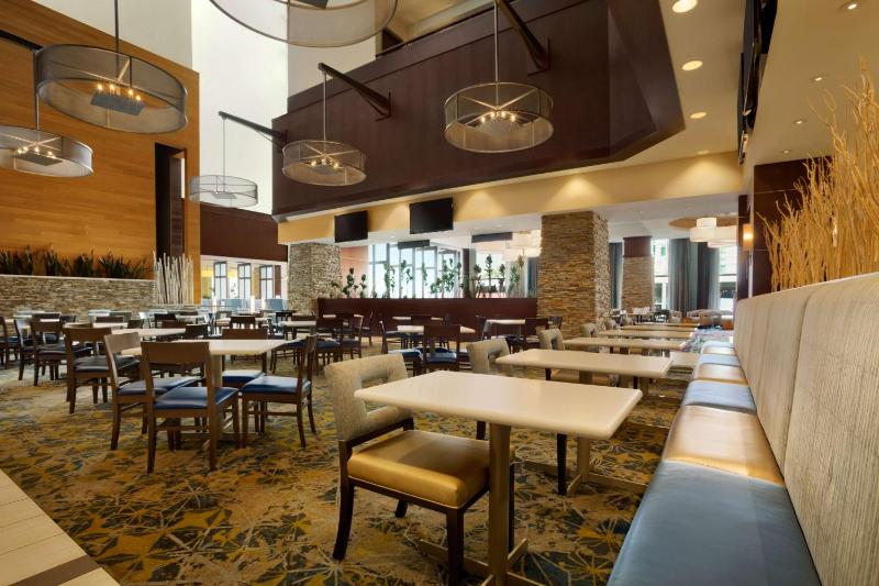 Embassy Suites By Hilton Denver Downtown Convention Center - image 13