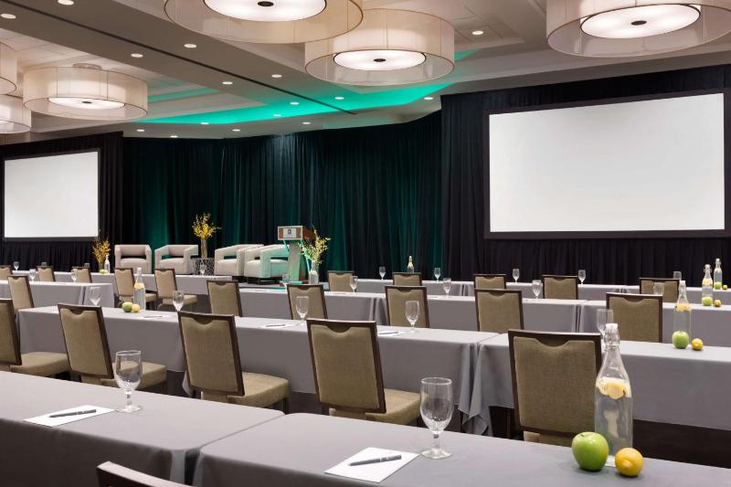 Embassy Suites By Hilton Denver Downtown Convention Center - image 15