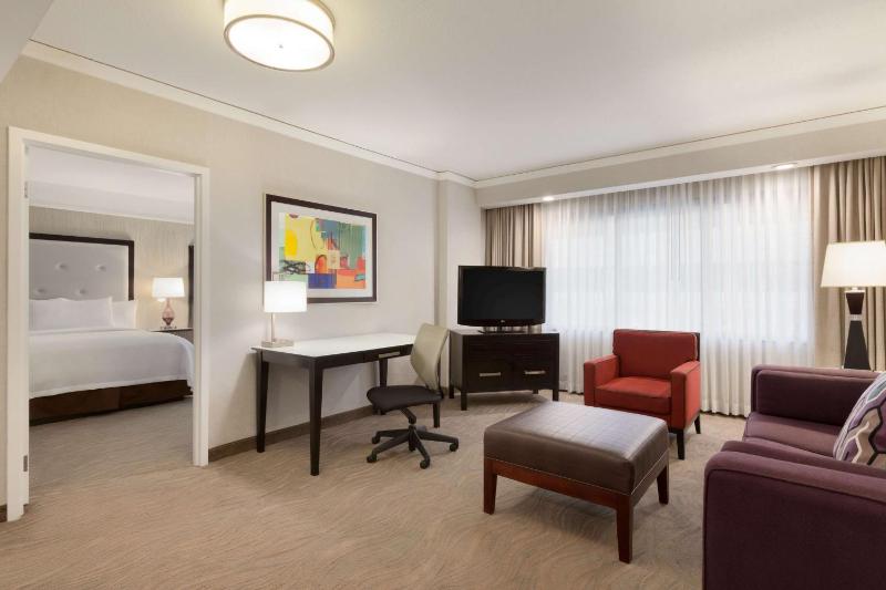 King Suite - Disability Access/Non-Smoking image 1