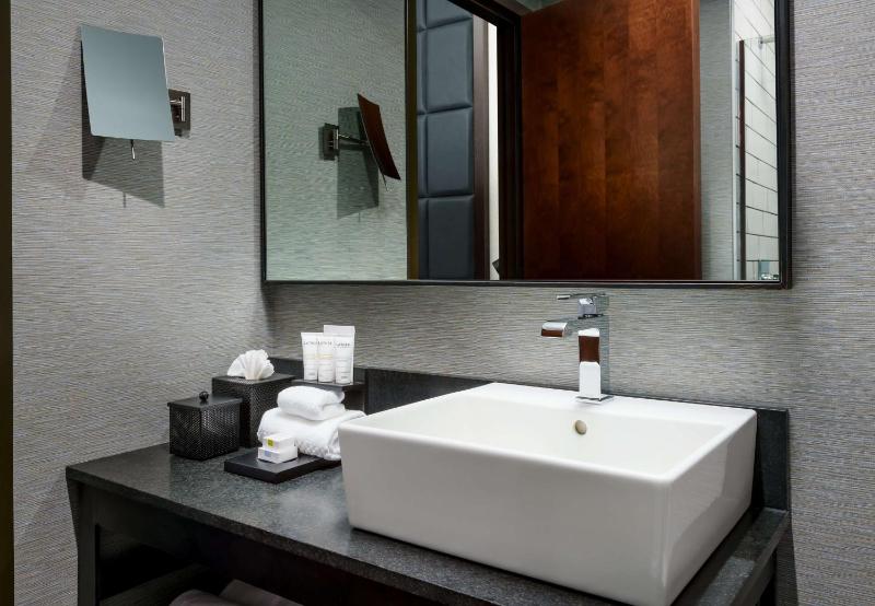 Joinery Hotel Pittsburgh Curio Collection by Hilton - image 9