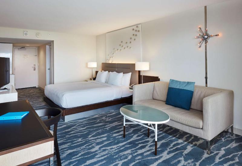King Room with Balcony and Water View (2 Adults) image 3