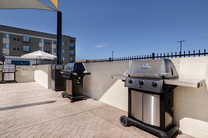 WaterWalk Extended Stay by Wyndham Tucson - image 41