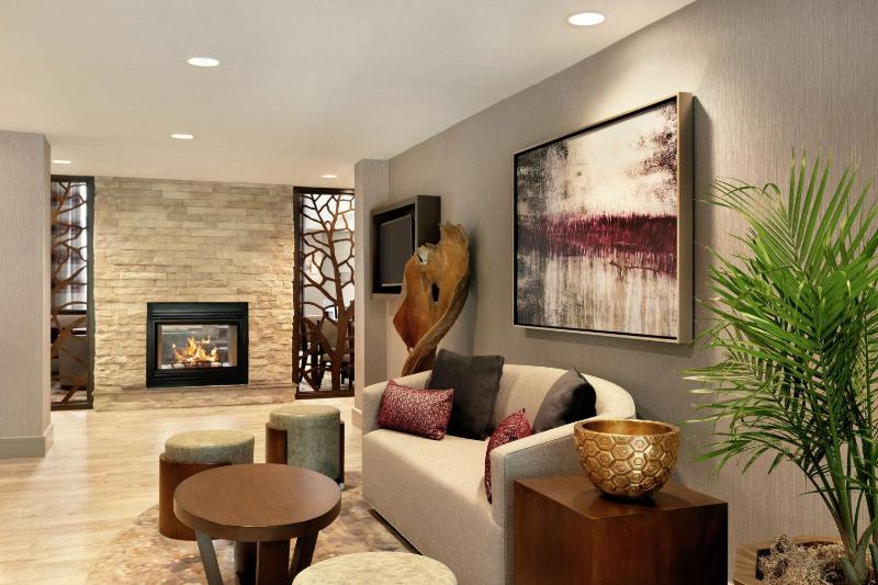 Homewood Suites by Hilton Portland Airport - image 7