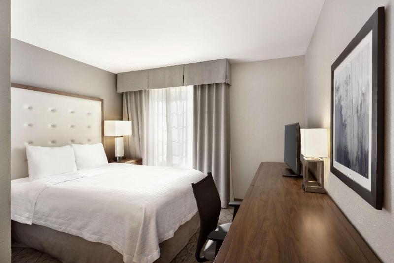 Homewood Suites by Hilton Portland Airport - image 22