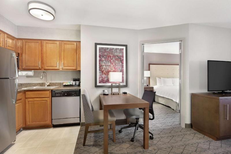 Homewood Suites by Hilton Portland Airport - image 9