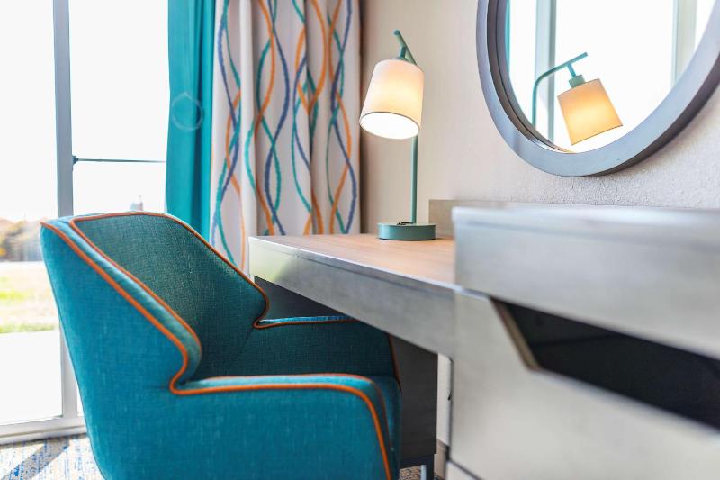 Oceanfront Queen Room with Two Queen Beds - Non-Smoking image 1