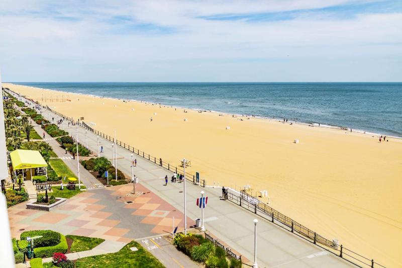 Hampton Inn Virginia Beach-Oceanfront North - image 44
