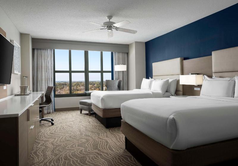 Double Room with Two Double Beds with City View image 3