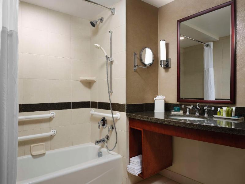 Hilton Virginia Beach Oceanfront - image 13