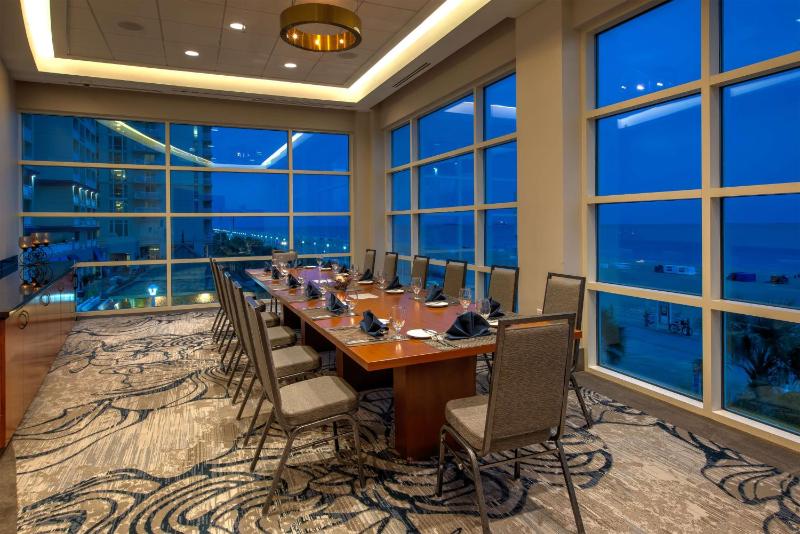 Hilton Garden Inn Virginia Beach Oceanfront - image 45