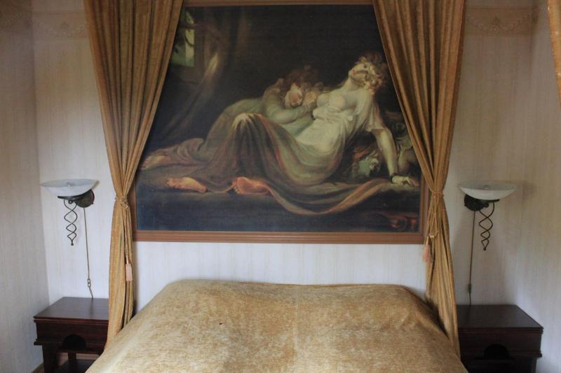 Deluxe Double Room with Shower image 3