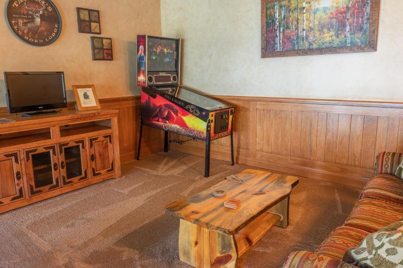 3BRLoft - Ski in out Access and Panoramic Views! - image 19