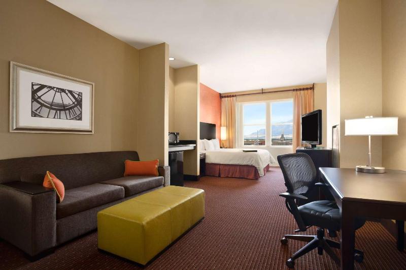 King Studio Suite - Non-Smoking image 3