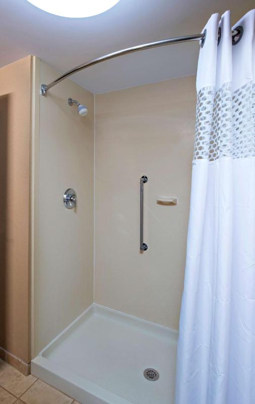 King Room - Non-Smoking image 3