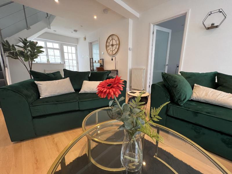 Princess Victoria Hideaway - image 2