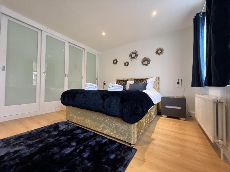 Princess Victoria Hideaway - image 11