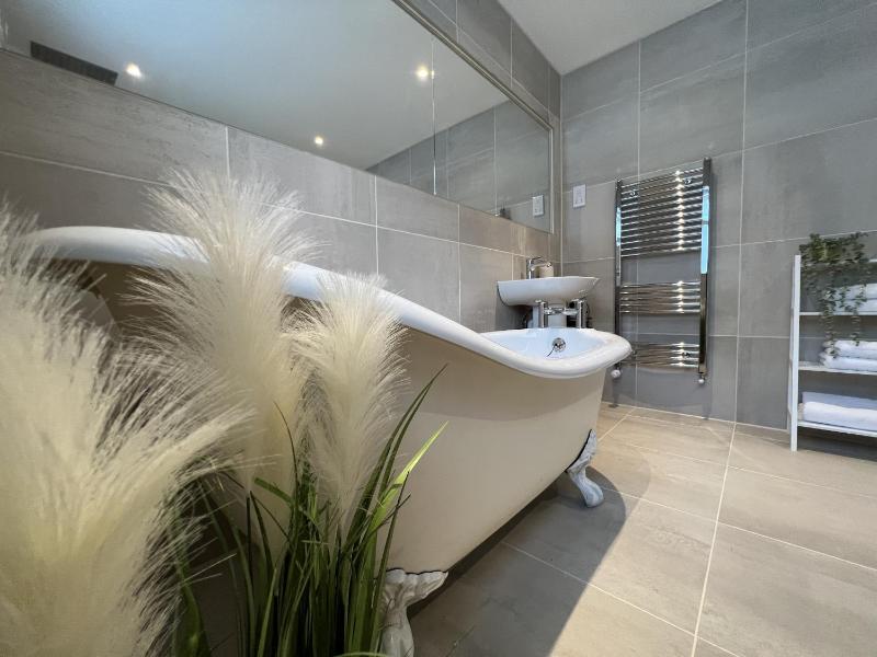 Princess Victoria Hideaway - image 16